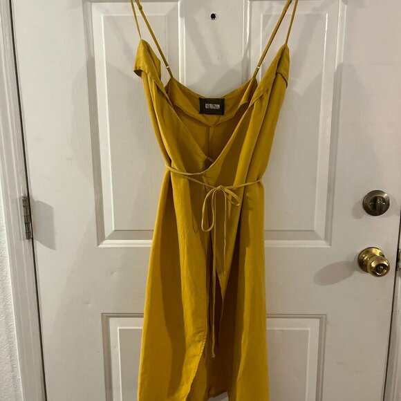 Reformation Woman's Yellow/Mustard Linen Blend Summer Cruz Wrap Dress Sz XS - Picture 4 of 12